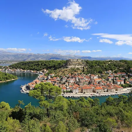 With A Parking Space Novigrad - 12572 شقة *