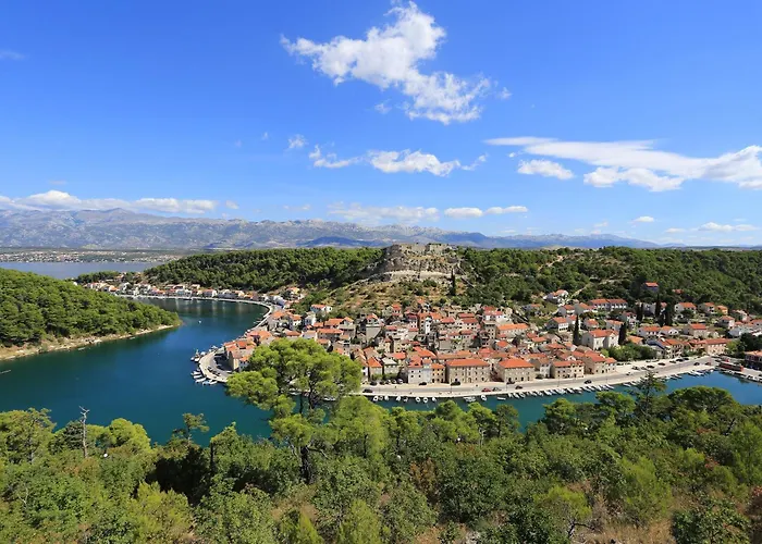 With A Parking Space Novigrad - 12572 Apartman *